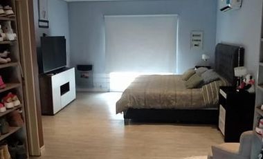 Casa en  Adrogue excelente estado 3 dormitorios cochera quincho y piscina!