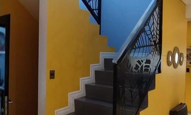 Casa en  Adrogue excelente estado 3 dormitorios cochera quincho y piscina!