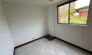 Arrienda Casa Altos Del Poblado Medellín Antioquia