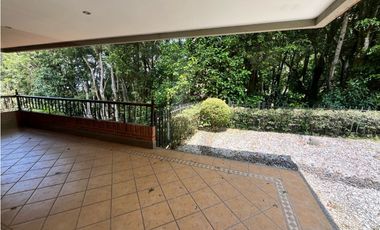 Arrienda Casa Altos Del Poblado Medellín Antioquia