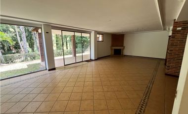 Arrienda Casa Altos Del Poblado Medellín Antioquia