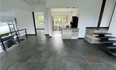 Arrienda Casa Alto De Palmas Envigado Antioquia