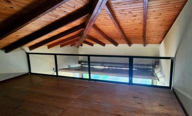 Casa 3 dormitorios con doble ingreso y pileta en  Ibarlucea