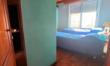 Casa 3 dormitorios con doble ingreso y pileta en  Ibarlucea