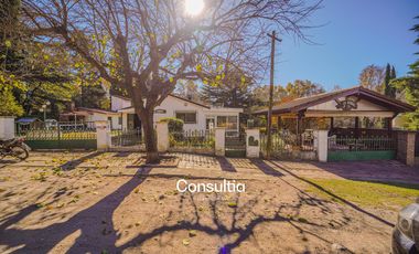 En Venta, Casa con Pileta. en Vertientes de La Granja. a m de Ruta E53