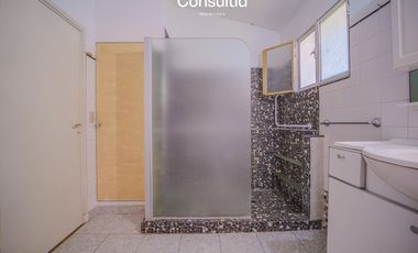 En Venta, Casa con Pileta. en Vertientes de La Granja. a m de Ruta E53