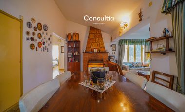 En Venta, Casa con Pileta. en Vertientes de La Granja. a m de Ruta E53