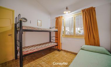 En Venta, Casa con Pileta. en Vertientes de La Granja. a m de Ruta E53