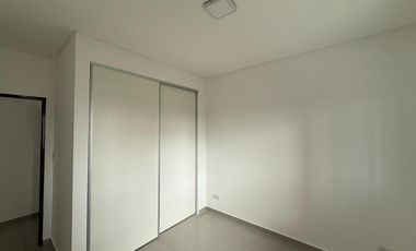 Oficina comercial a la venta en Wilde Centro