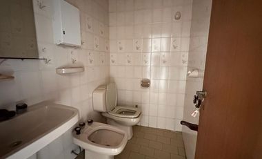 Excelente ubicación - Local/lote para desarrollo. Centro Avellaneda.