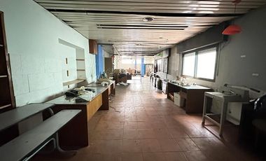 Excelente ubicación - Local/lote para desarrollo. Centro Avellaneda.