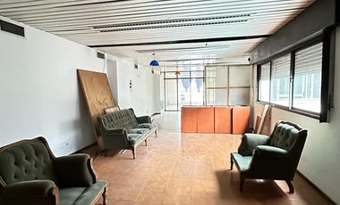 Excelente ubicación - Local/lote para desarrollo. Centro Avellaneda.