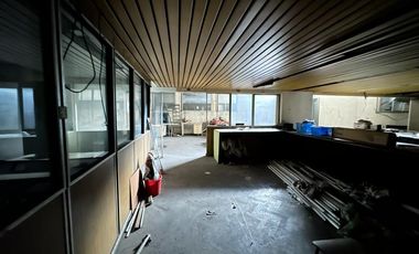 Excelente ubicación - Local/lote para desarrollo. Centro Avellaneda.