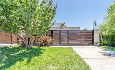 Casa en Las Colinas P.Ramos - Venta - Moderna - Parque