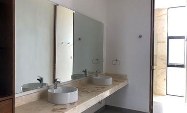 Casa en Venta o Renta en Privada Allegra con paneles, Sta Gertrudis, Cabo Norte