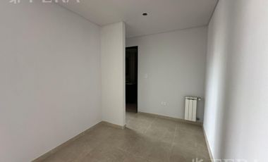 Venta de departamento 2 ambientes en Wilde (17538)