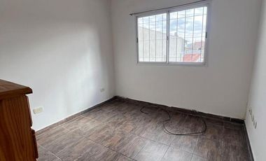 Departamento en Ramos Mejia