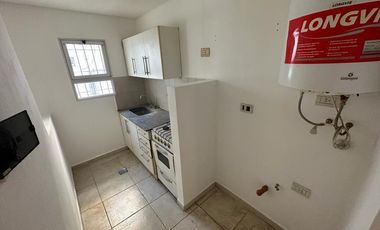 En Alquiler | Hermoso Departamento 2 Ambientes con Cochera Descubierta en Moreno Centro Lado Norte - Sobre Rivadavia al 300