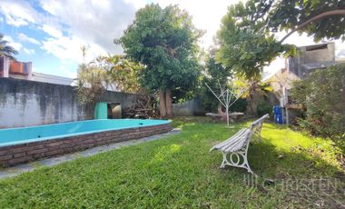 Casa en venta en Guadalupe Residencial. Terreno de 9.60m x 38.60m