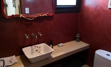 Esplendida casa de 4 dormitorios, 4 baños, pileta, en country nautico