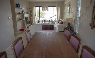 Esplendida casa de 4 dormitorios, 4 baños, pileta, en country nautico
