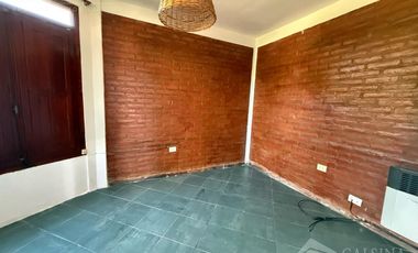 Casa en  alquiler con seguridad prados de la villa