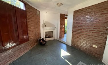 Casa en  alquiler con seguridad prados de la villa