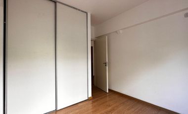 Alquiler. Departamento 2 Ambientes en Caballito con Terraza y Parrilla