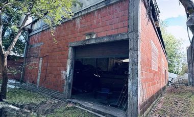 Depósito / Galpón con potencial – 576 m² de lote, 301 m² cubiertos