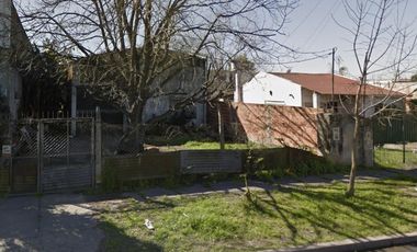 Depósito / Galpón con potencial – 576 m² de lote, 301 m² cubiertos