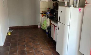 Casa en Temperley con Local