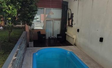 PH en Quilmes cinco ambientes en alquiler pileta