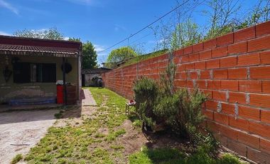 OPORTUNIDAD DE INVERTIR- CASA EN VENTA- REFACCIÓN - MORENO