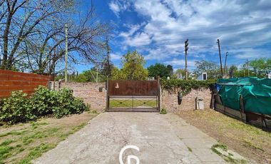 OPORTUNIDAD DE INVERTIR- CASA EN VENTA- REFACCIÓN - MORENO