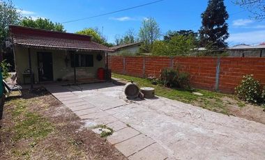 OPORTUNIDAD DE INVERTIR- CASA EN VENTA- REFACCIÓN - MORENO