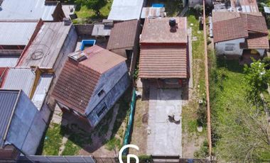 OPORTUNIDAD DE INVERTIR- CASA EN VENTA- REFACCIÓN - MORENO