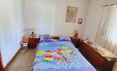 OPORTUNIDAD DE INVERTIR- CASA EN VENTA- REFACCIÓN - MORENO