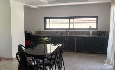 Casa en Triangulo