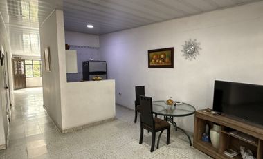 Casa bifamiliar con local comercial y doble renta en Villa del Sur | Uso mixto y excelente ubicación