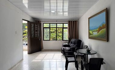 Casa bifamiliar con local comercial y doble renta en Villa del Sur | Uso mixto y excelente ubicación