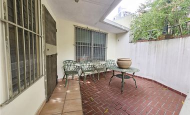 Venta de Casa con terreno - en El Carmen POR DEBAJO DEL AVALUO