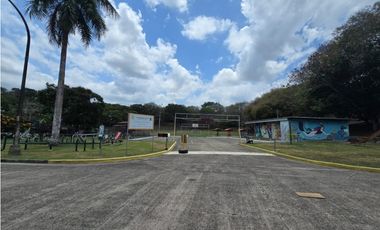 Vendo casa Cardenas Village