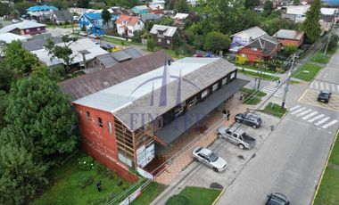 Centro comercial con gran renta en Puerto Varas 919 m²