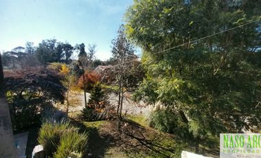 Hermosa propiedad de diseño en venta en Sierra de los Padres. Gas natural