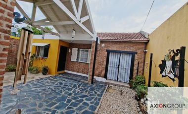 Casa en venta de 3 Dormitorios + cochera en Berisso Lote de 9 x 40