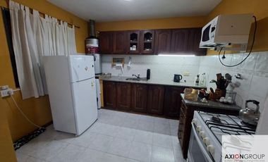 Casa en venta de 3 Dormitorios + cochera en Berisso Lote de 9 x 40