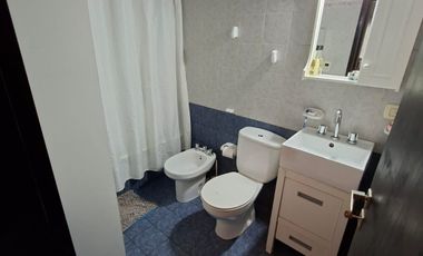 Casa en venta de 3 Dormitorios + cochera en Berisso Lote de 9 x 40