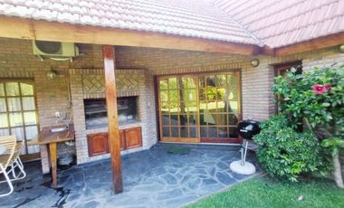 CASA EN ALQUILER ANUAL - MAPUCHE C.C.