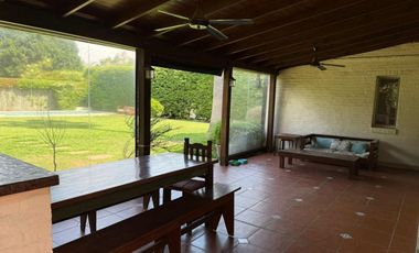 ALQUILER CASA EN BARRIO GALÁPAGOS CON JARDÍN 7 AMB