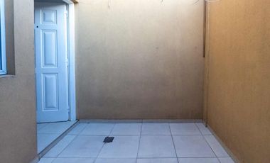 VENTA PH 3 AMBIENTES CON PATIO EXCELENTE UBICACIÓN